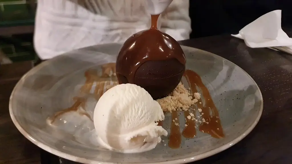 Red Lion Handcross_Handcross_slider_image_2