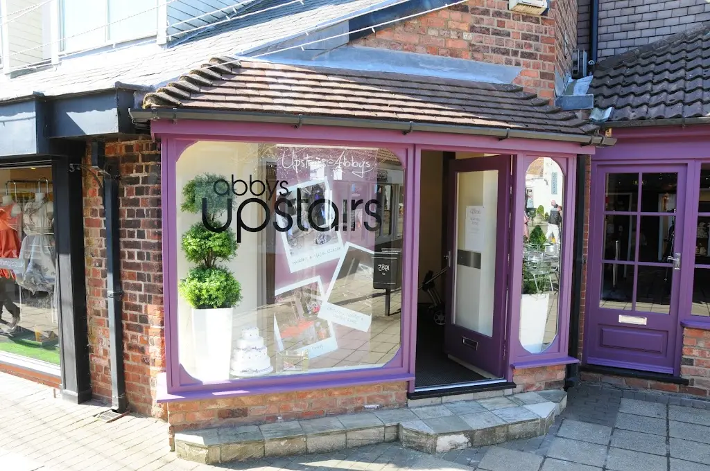 Abbys Wine Bar & Bistro restaurant in Grimsby