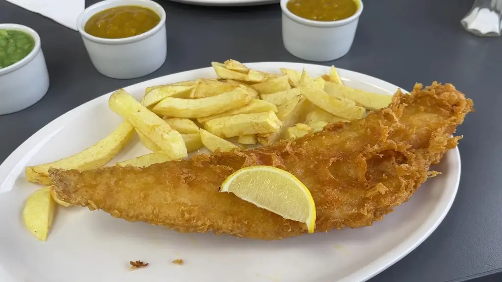 Adrian Burch_St James Fish Restaurant_Grimsby_review