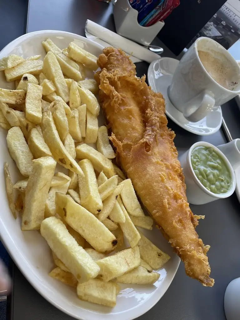 Lisa Bradbury_St James Fish Restaurant_Grimsby_review