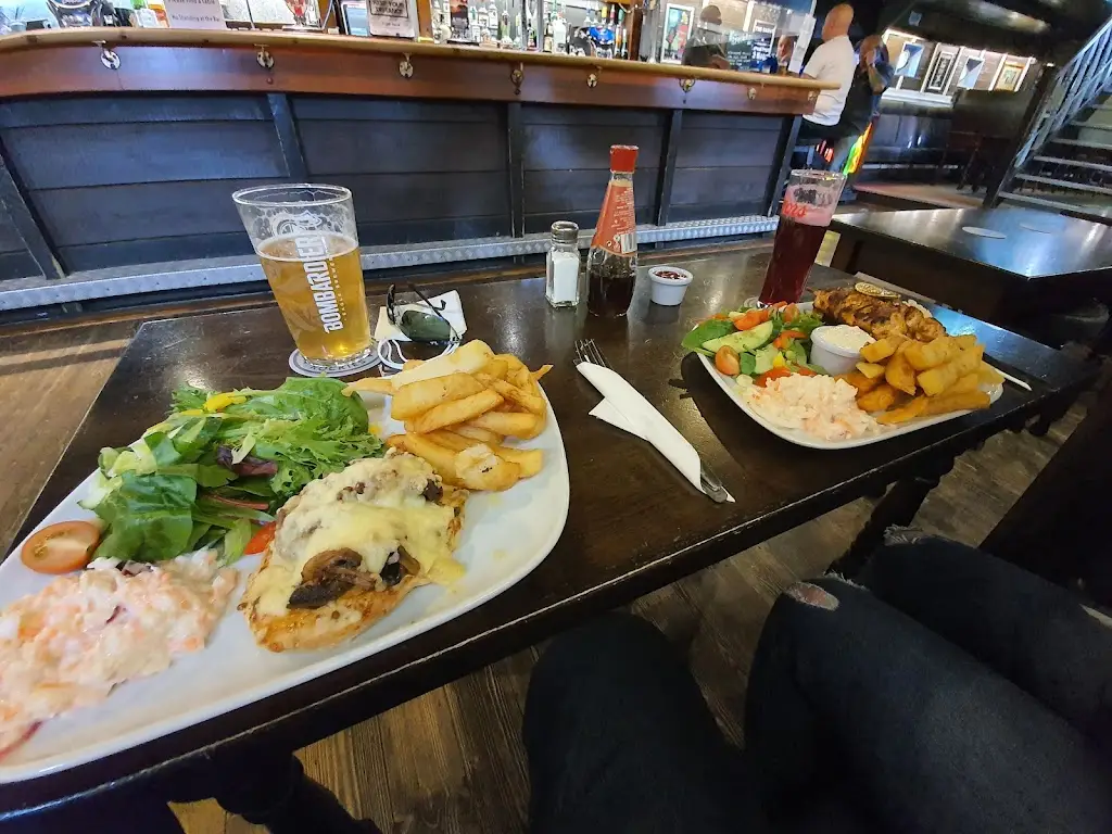 The Barge_Grimsby_slider_image_3