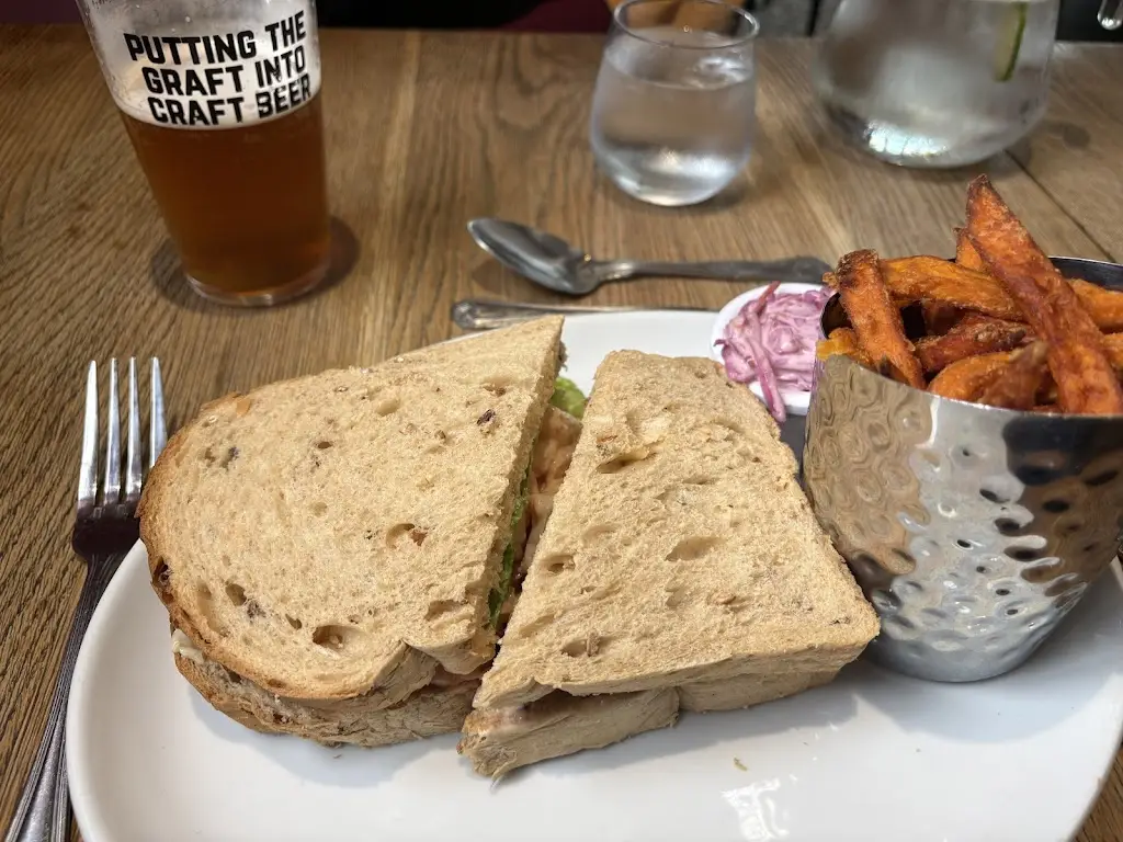 Gareth Williams_The Pig And Whistle_Grimsby_review