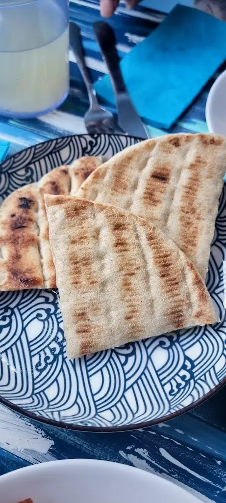 Caz R_Taverna Nelos_Grimsby_review