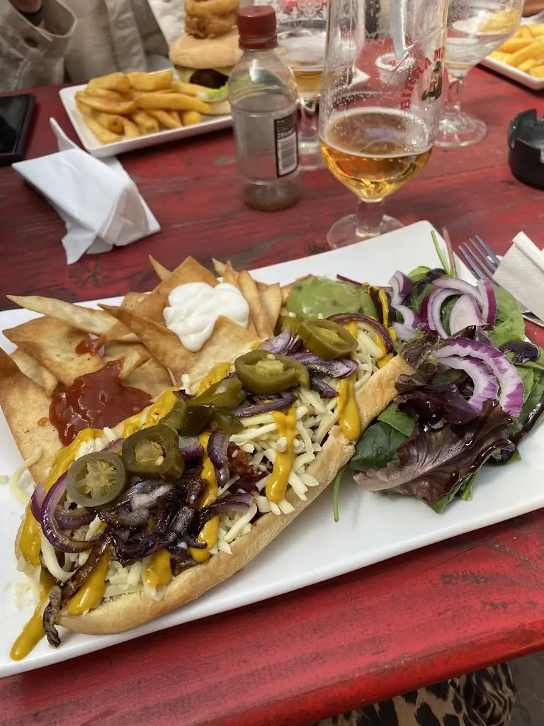 Zoe Simpson_The Watts Arms_Hanslope_review