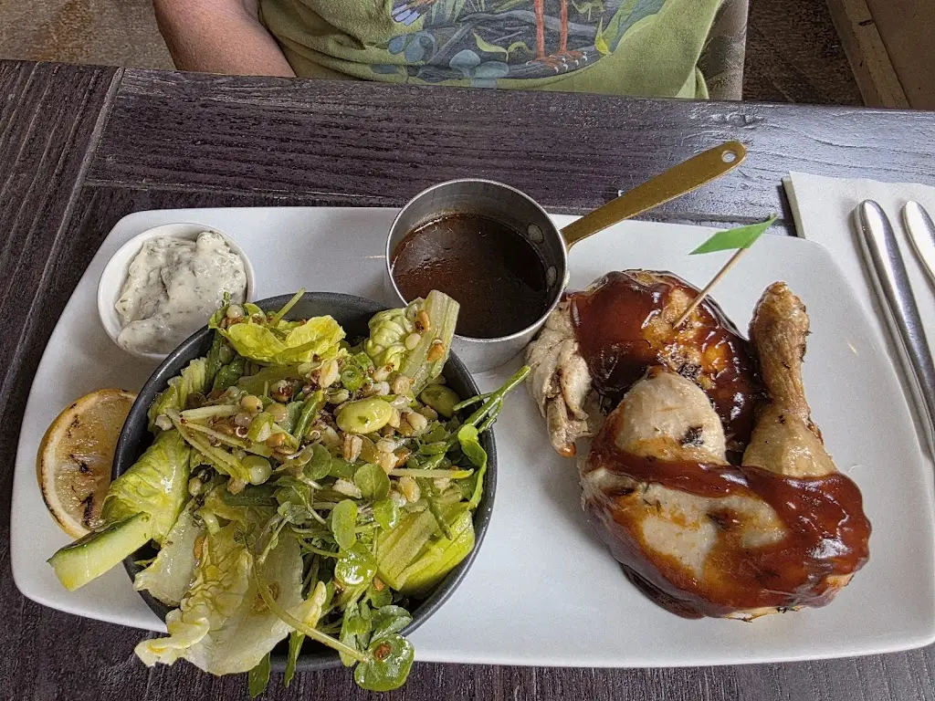 Black Horse Gt Lindford_Hanslope_slider_image_3