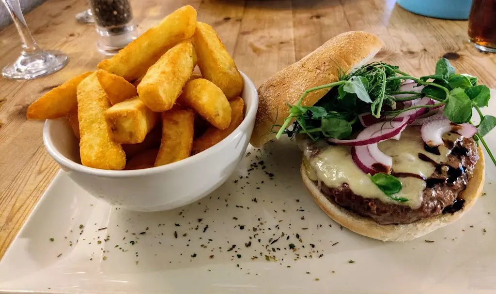 Menu_The Crown Inn, Harbury_Harbury_image_6