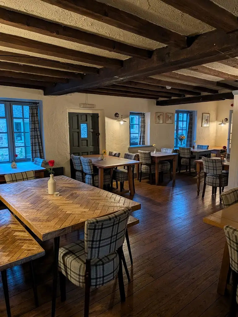 The Crown Inn, Harbury restaurant in Harbury