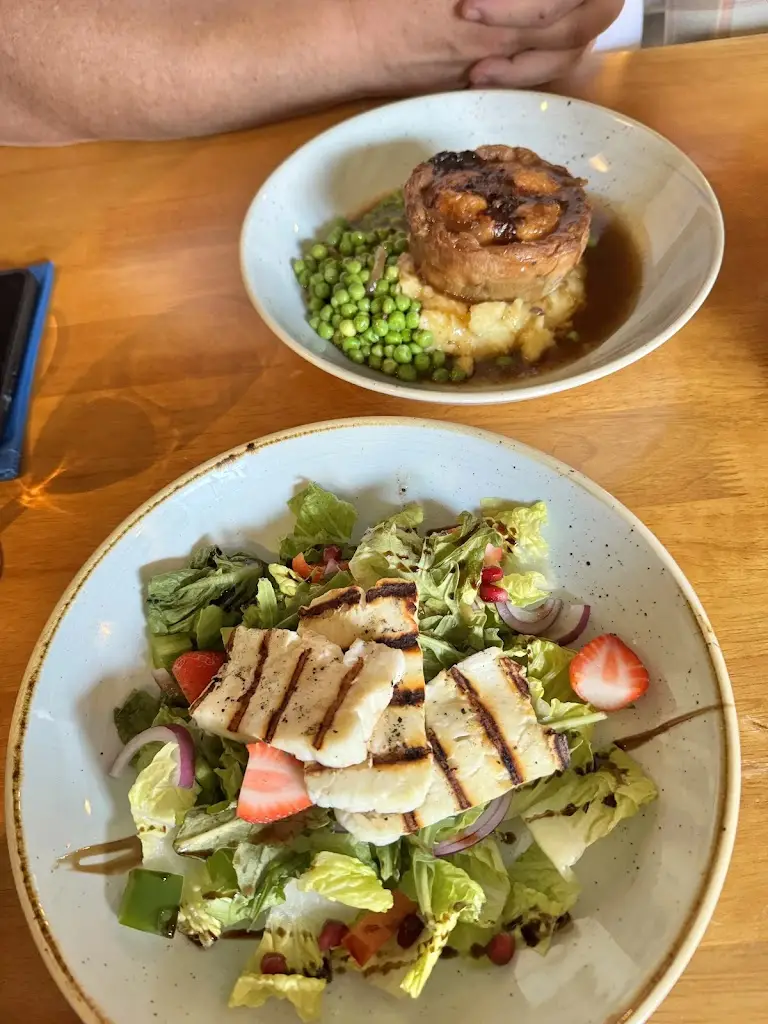 Emily Robe_The Shakespeare Inn_Harbury_review