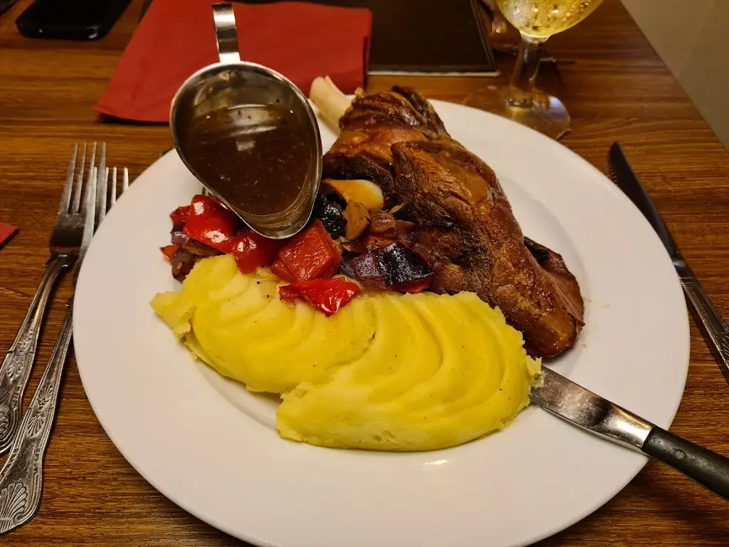 David Sherriff_The Pheasant Inn & Restaurant Heathrow (over 18s only)_Harlington_review