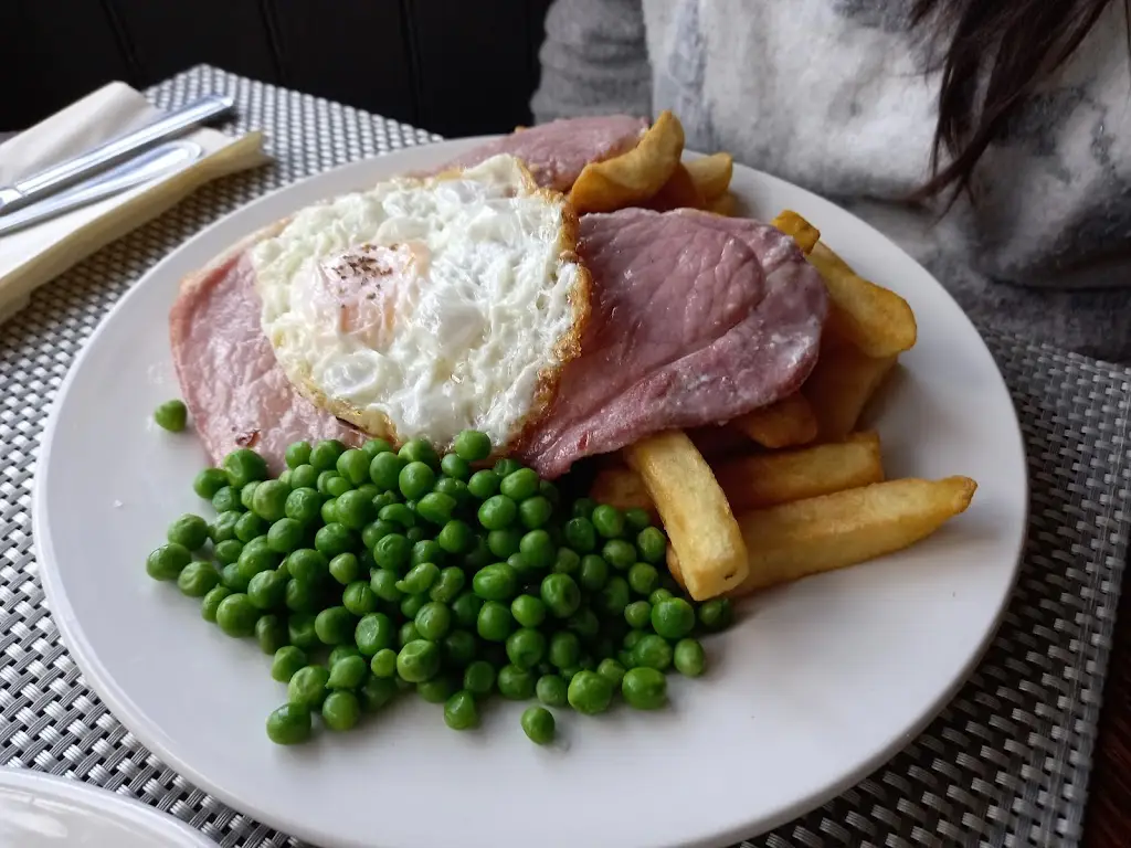 Menu_The Carpenters Arms_Harlington_image_4