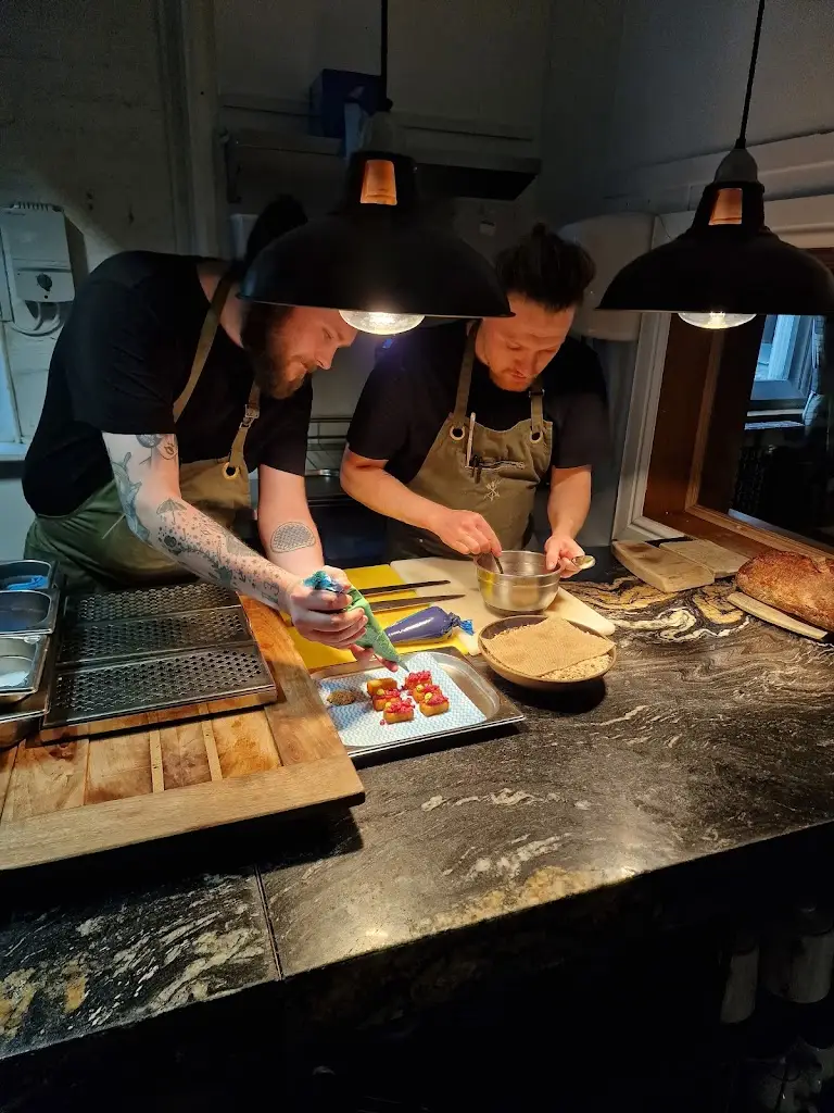 Hamid Afshar_Hampton Manor_Hampton in Arden_review