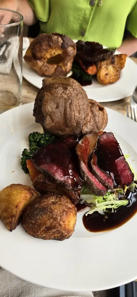 Menu_Fox, Hampton Lane_Hampton in Arden_image_5