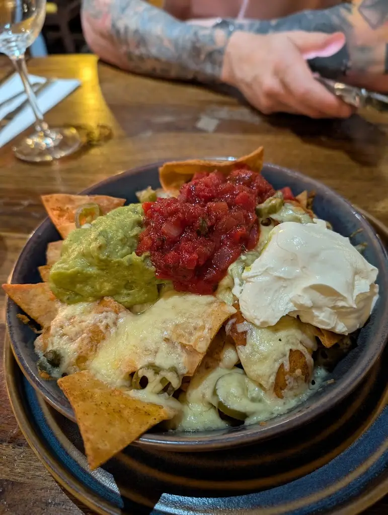 Lisa Ellis_The Sun Inn_Hardingstone_recensione