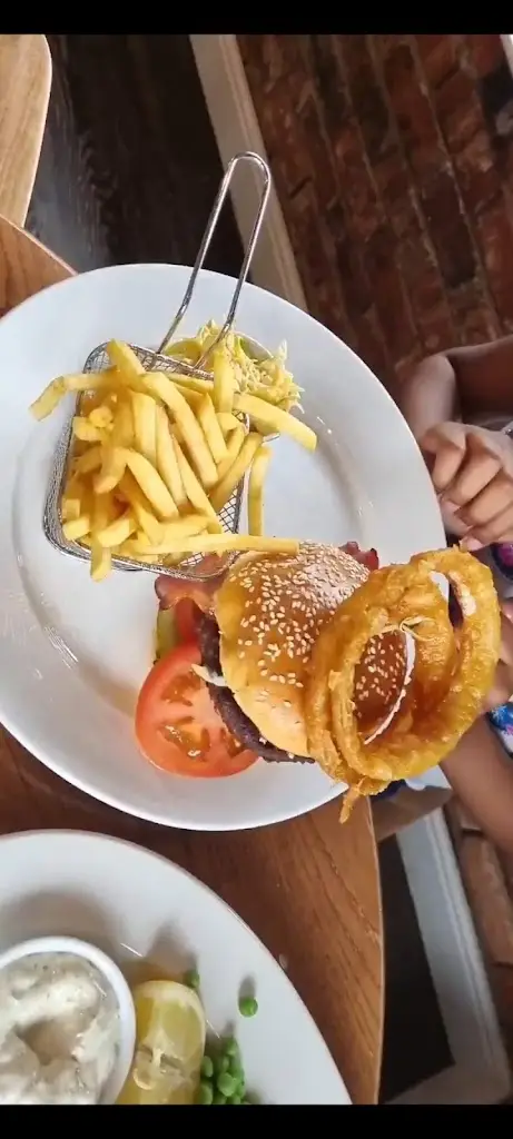 Menu_Woody's Bar and Restaurant_Hardingstone_image_9