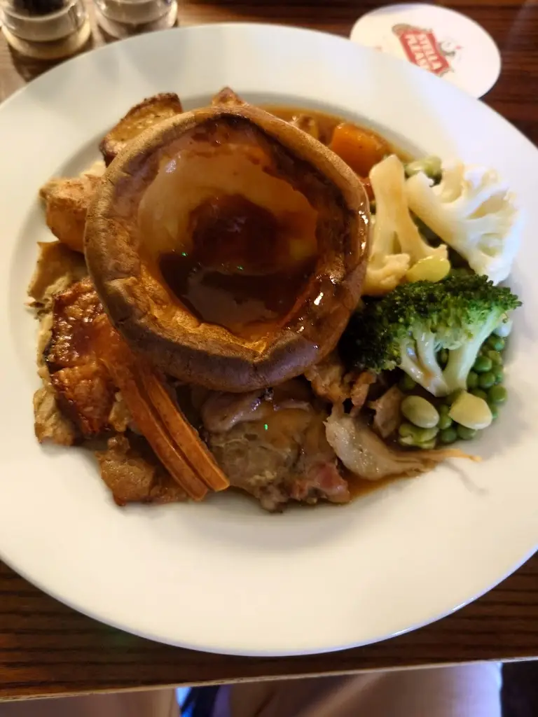 Stephen Lyon_The Harefield_Harefield_review