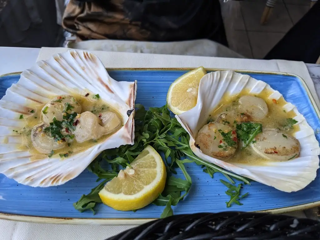 Menu_Dolce Caffè & Restaurant_Harefield_image_6