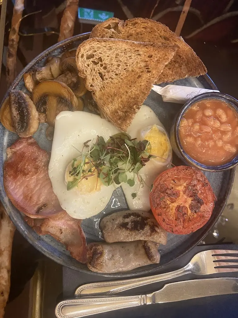 Chantell Waite_Dolce Caffè & Restaurant_Harefield_review