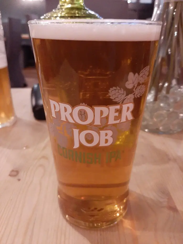 Menu_Live & Let Live_Harpole_image_2