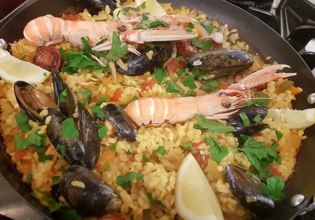 Menu_Live & Let Live_Harpole_image_4