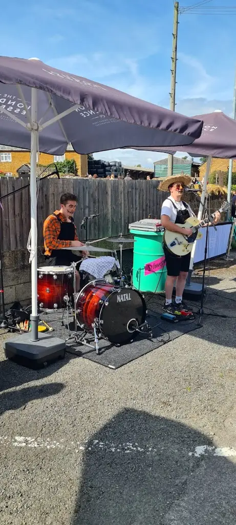 Lana Brady_Live & Let Live_Harpole_review