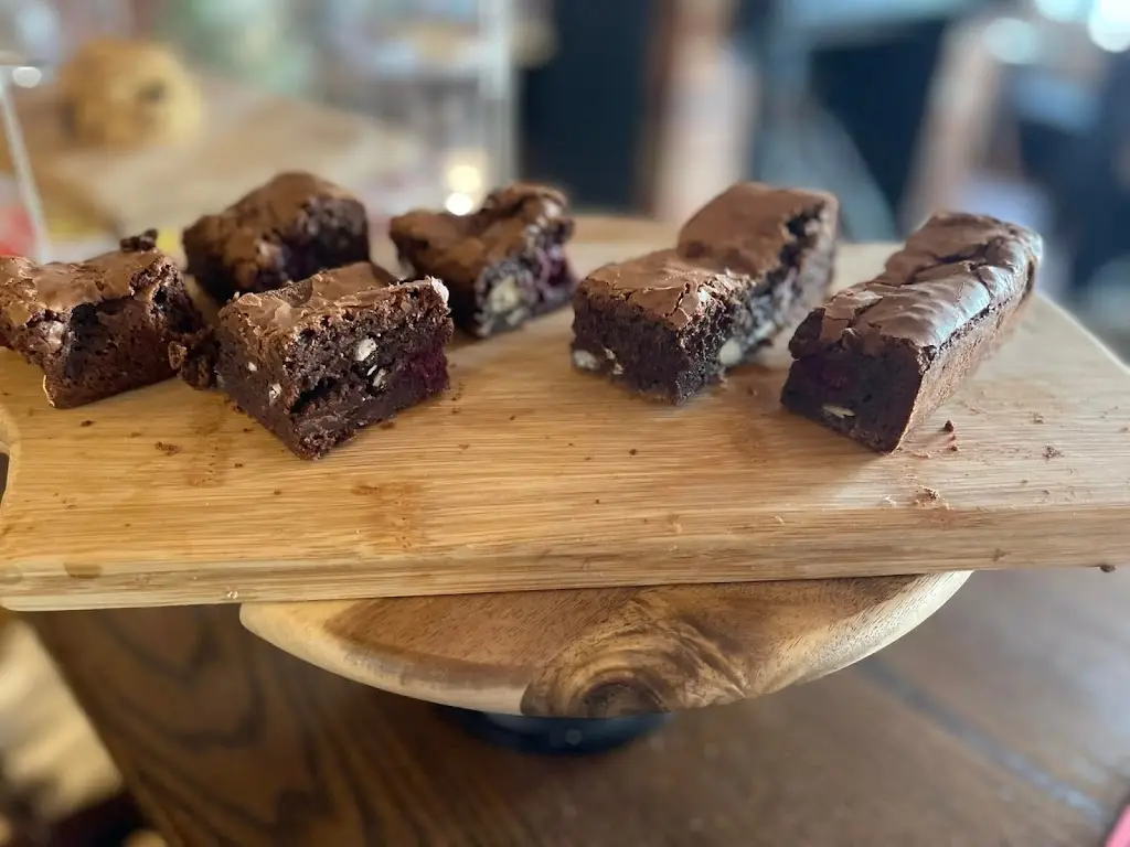 Live & Let Live_Harpole_slider_image_2