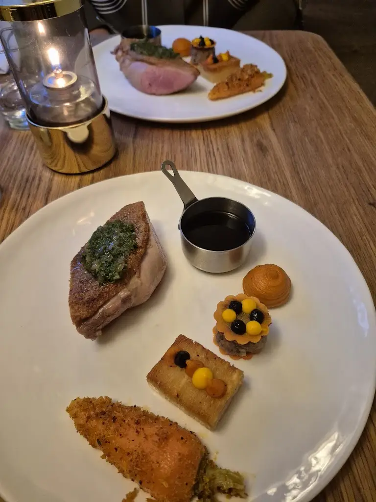 The Oakley Arms_Harrold_slider_image_3