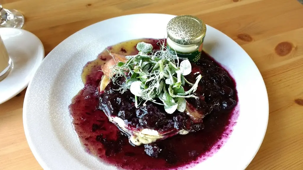 The Broken Egg Cafe_Harleston_slider_image_2