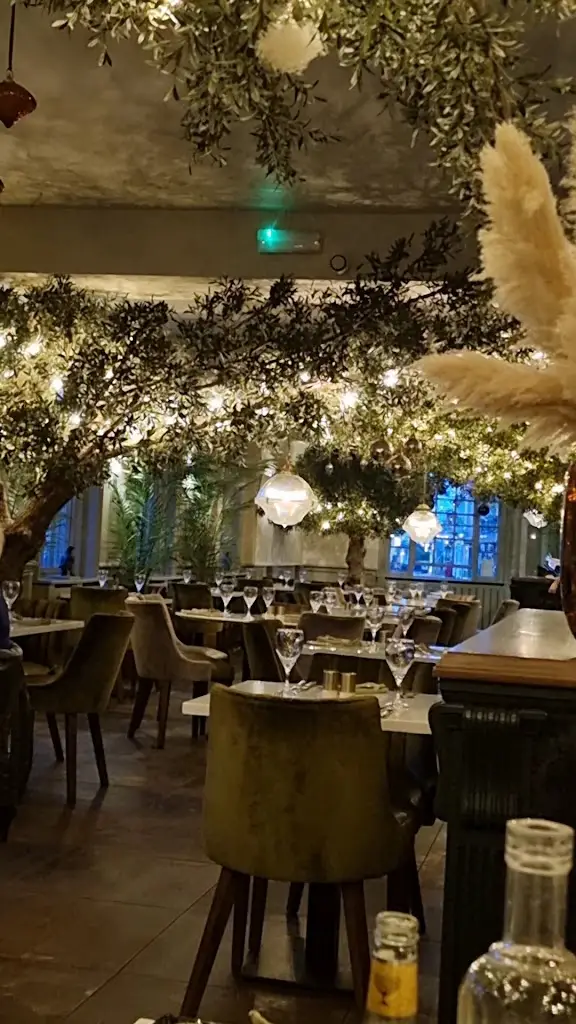 JD Young Hotel_Harleston_slider_image_2