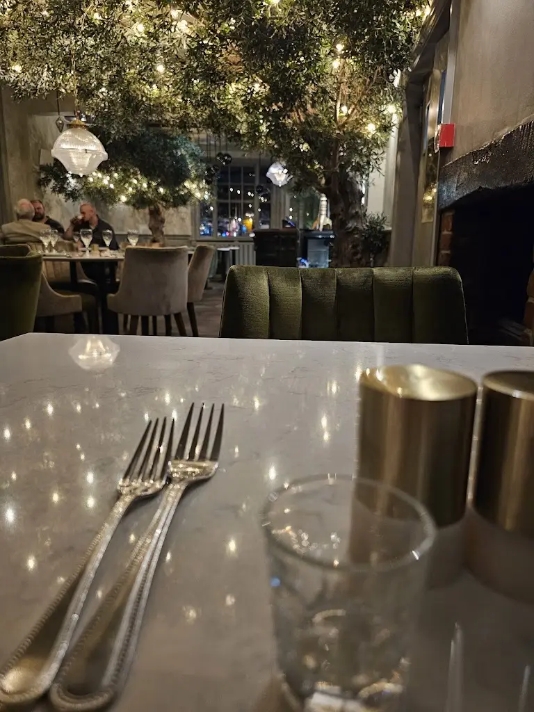 JD Young Restaurant_Harleston_slider_image_2