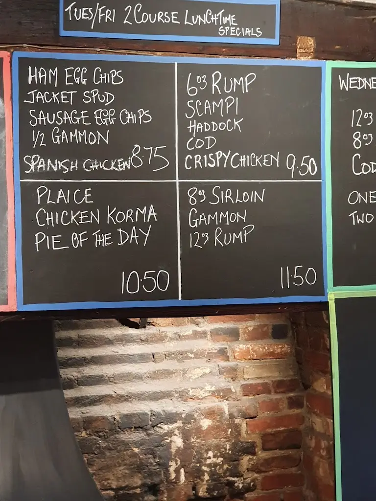 Menu_The Red Lion_Harleston_image_1