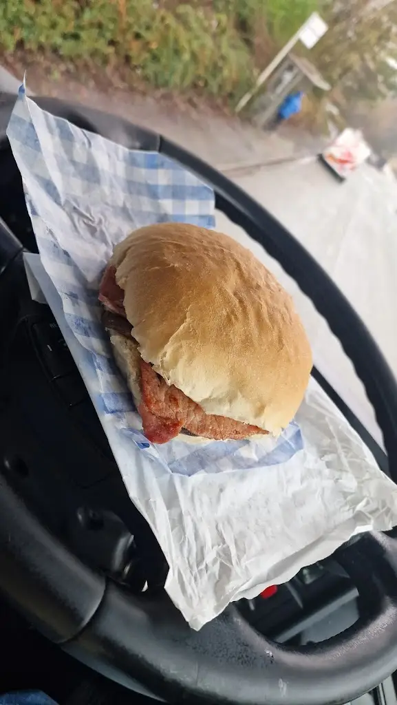 Menu_Tuckin butty van_Hapton_image_4