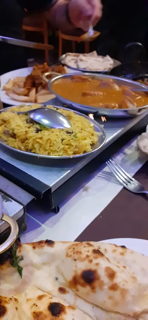 Manjeet Kendrick_Agra Indian Restaurant_Hapton_review
