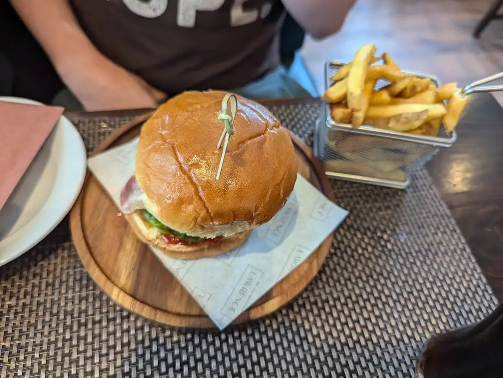 Menu_The Courtyard Room at The Lawrence_Hapton_image_2