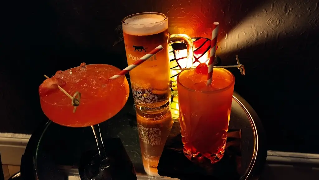 Menu_The Courtyard Room at The Lawrence_Hapton_image_4