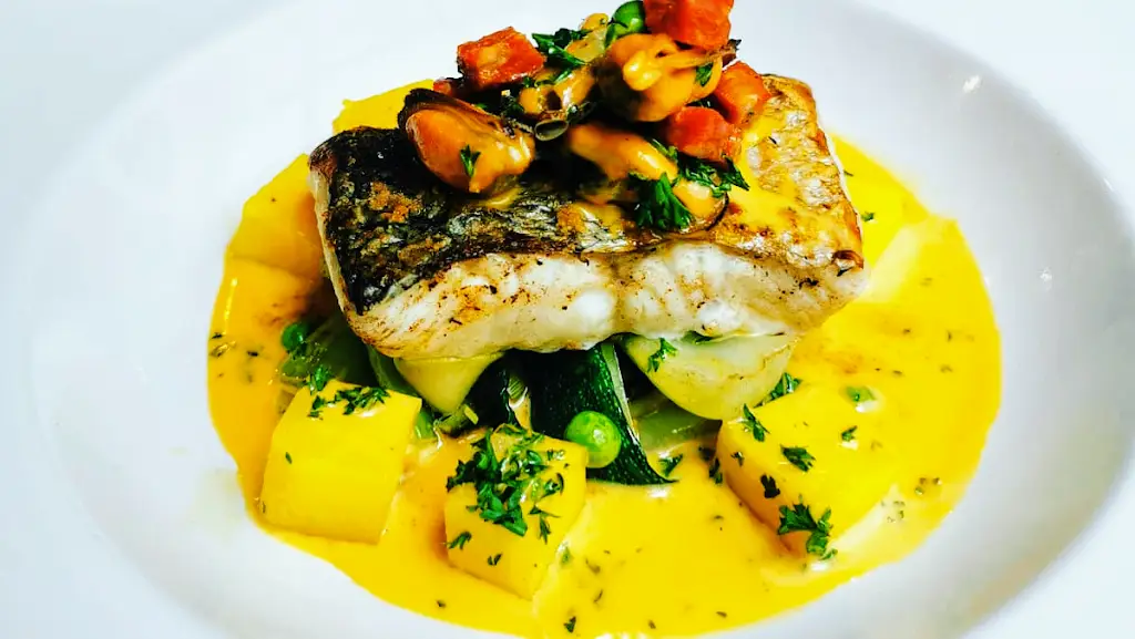 The Courtyard Room at The Lawrence_Hapton_slider_image_3