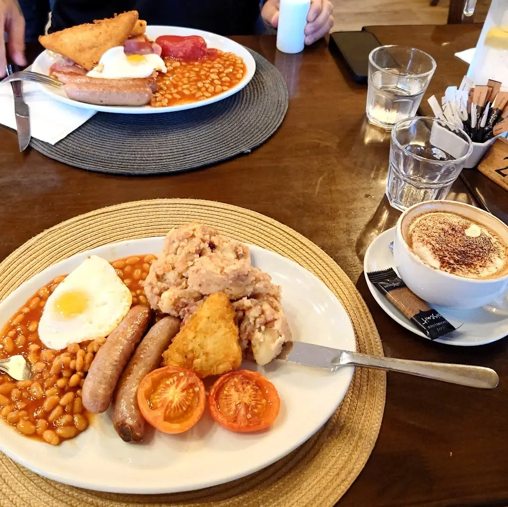 J C_JJ’s Burnley at The Dugdale_Hapton_review