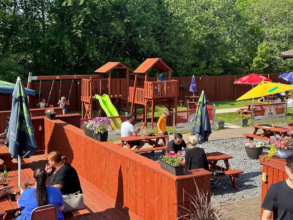 Ballaro' Restaurant restaurant in Hapton