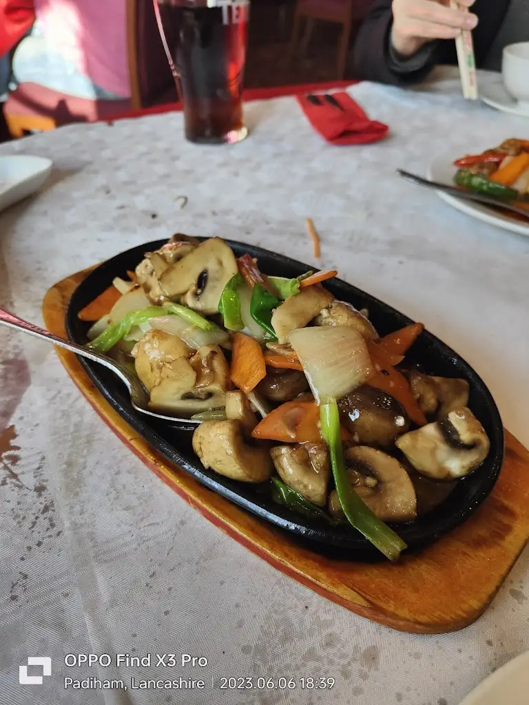 Menu_Summer Palace Restaurant_Hapton_image_8