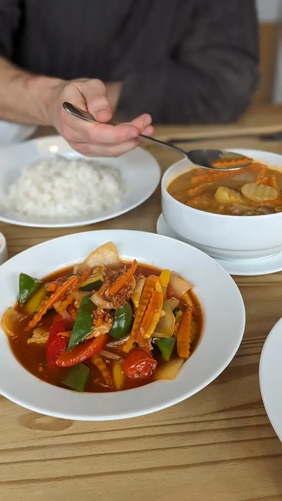 Annabelle Brittle_Yui's Thai Kitchen_Hapton_review