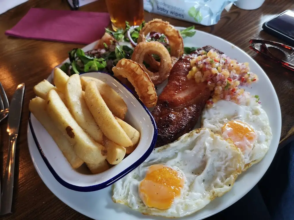 Menu_The Greyhound at Halton_Halton_image_9