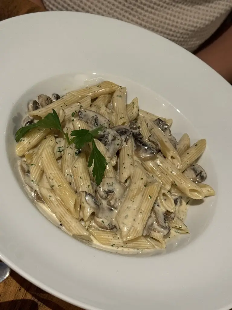 Jay Doshi_GROVE ON THE HILL_Harrow on the Hill_review