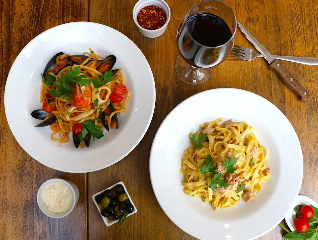 GROVE ON THE HILL_Harrow on the Hill_slider_image_3