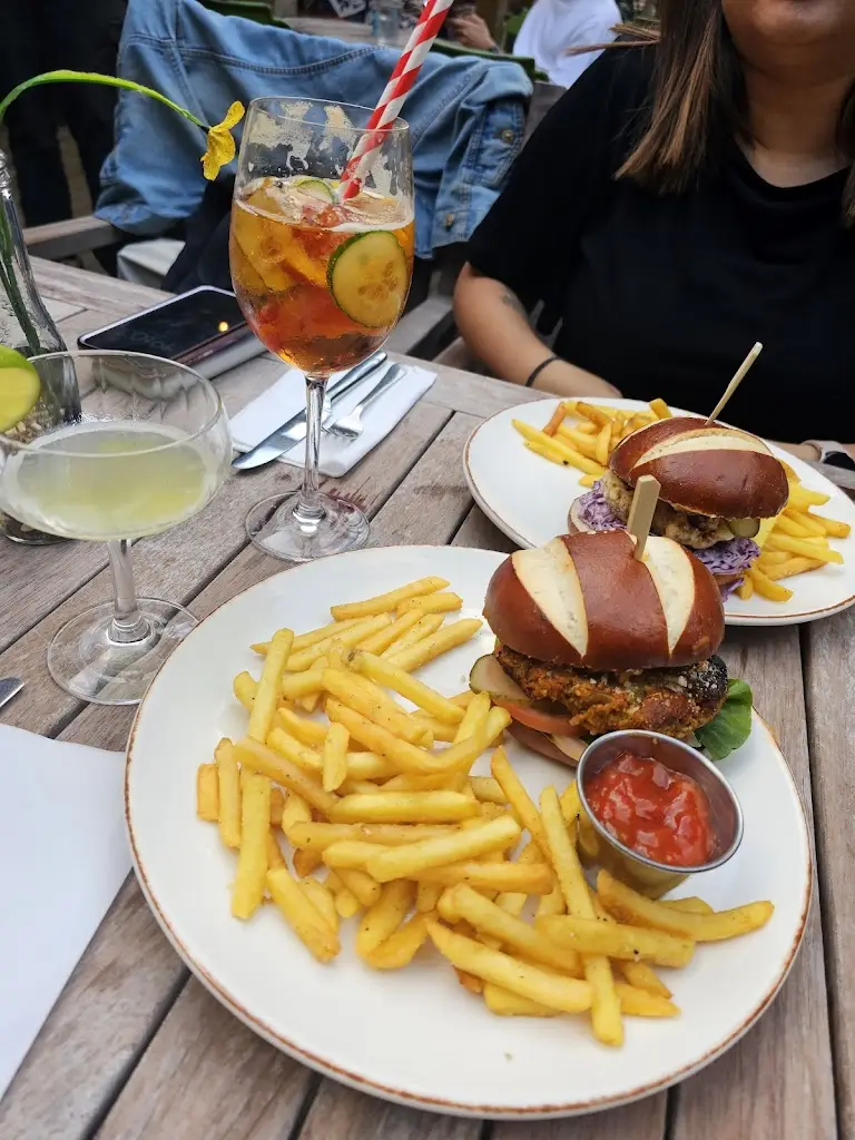 Nilvanta Kerai_The Castle, Harrow_Harrow on the Hill_review