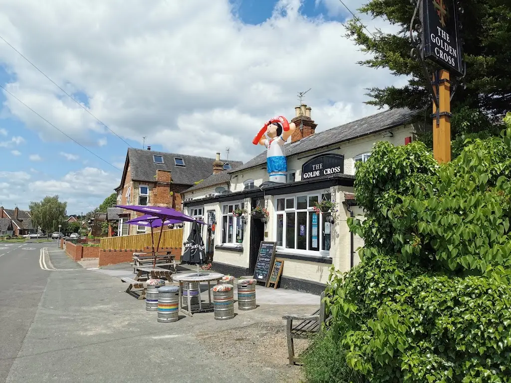 The Golden Cross_Harvington_slider_image_2