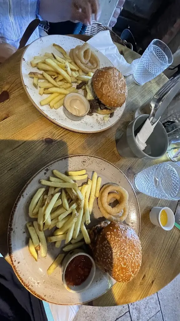 Pete G_Mare & Colt_Hartlebury_review