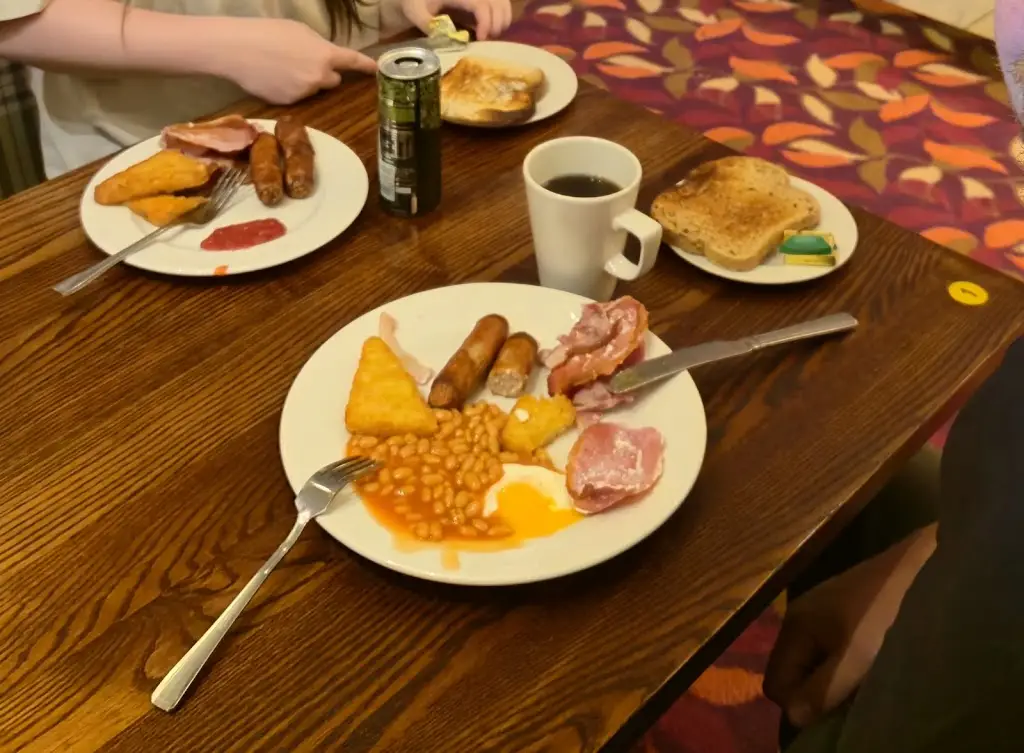 Motley Motley_Larch Wood Farm - Dining & Carvery_Hartlebury_recensione