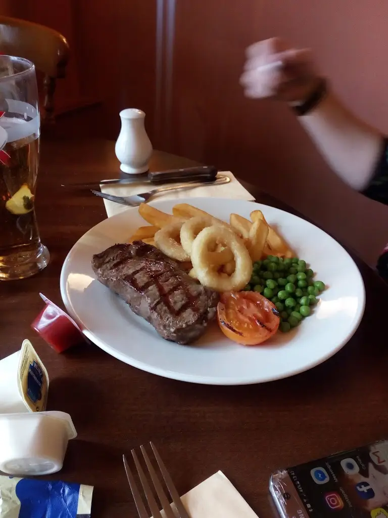 Menu_Mitre Oak_Hartlebury_image_7