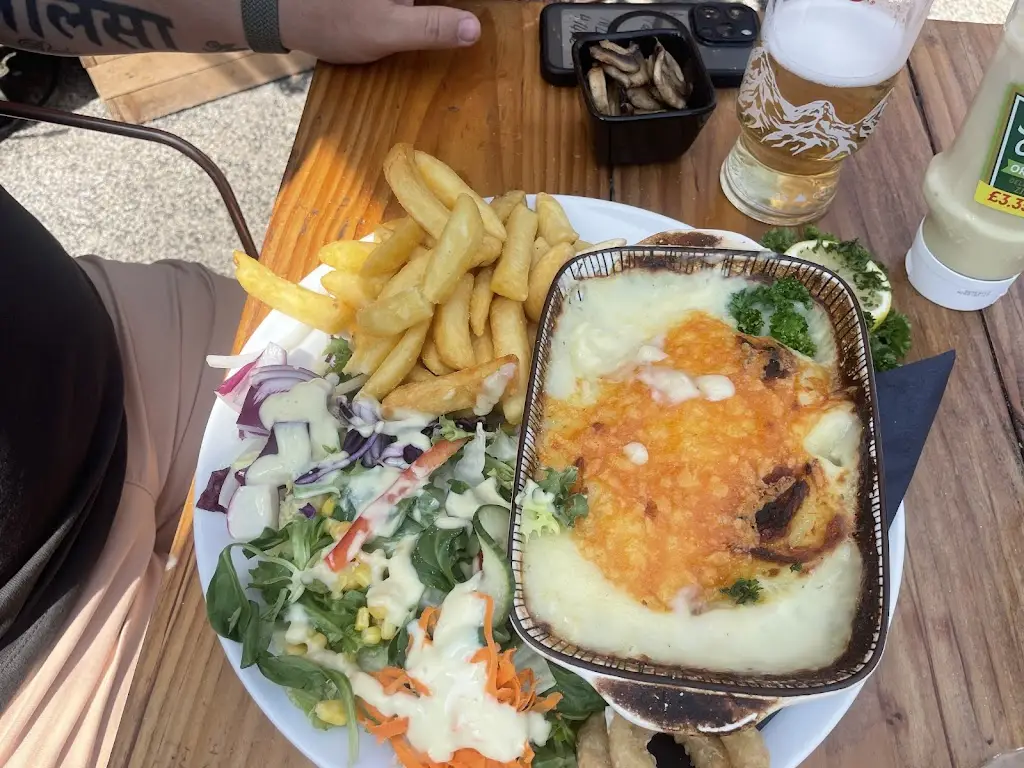 Mellissa Purchase_The Malt Shovel Hartshill_Hartshill_review
