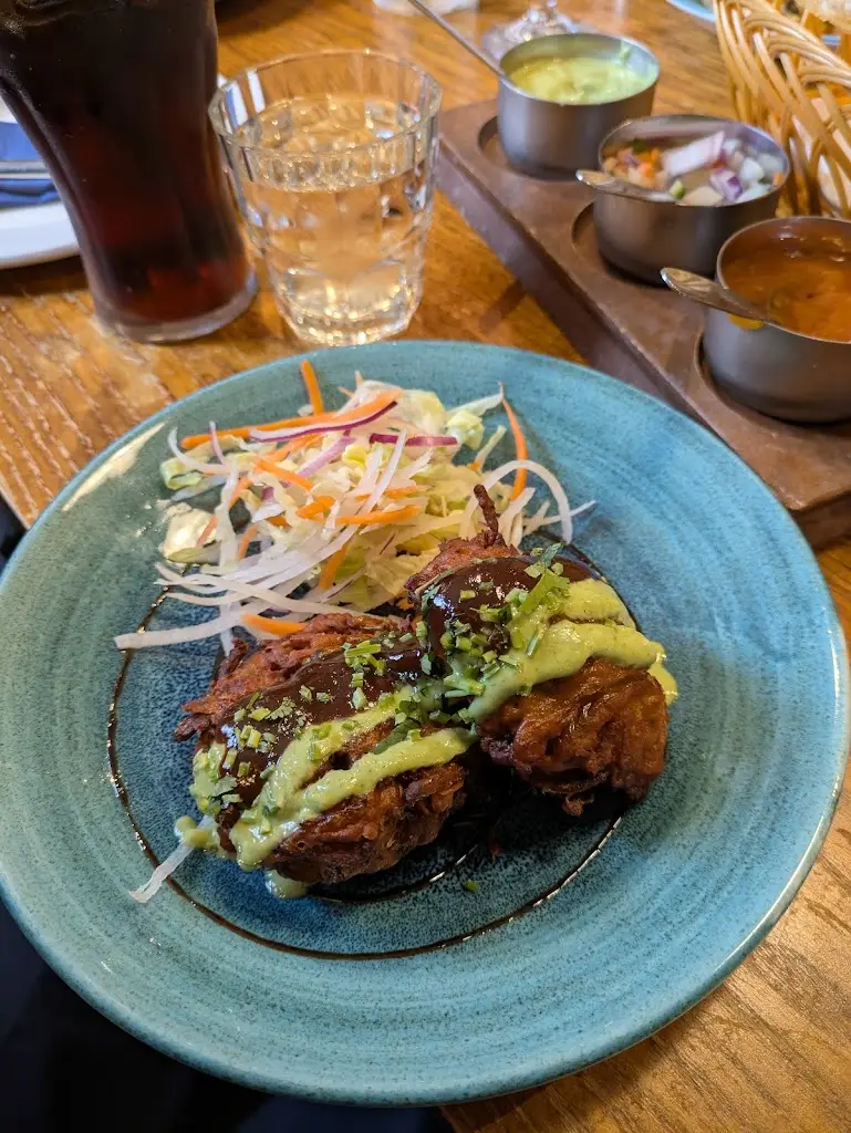 Phil White_Noah's Bar and Restaurant_Hartshill_review