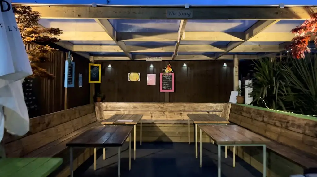 The Royal Oak Hartshill restaurant in Hartshill